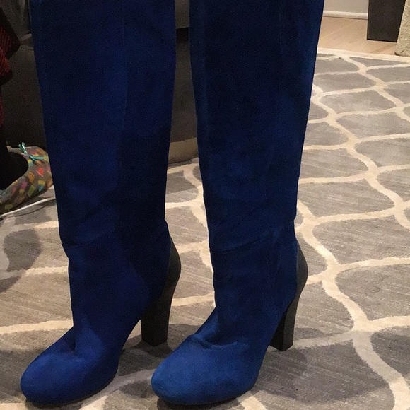 Suede boots - Picture 4 of 4